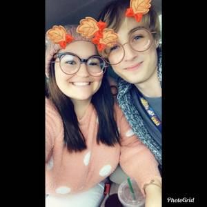 Meet your Posher, Courtney